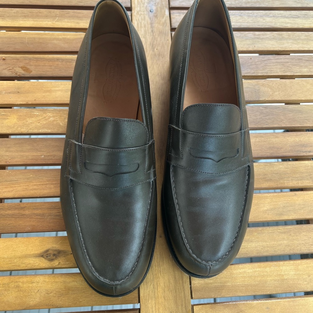 JM WESTON. 180 Size 11E.                       Classic Brown Leather Loafers